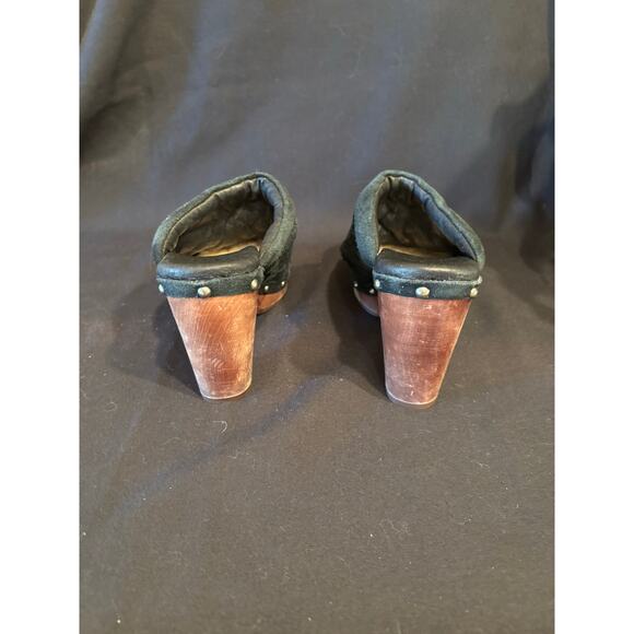 Women’s UGG Mules Suede Leather Shearling Lining Arroyo Weave Shoes Clogs Size 6 - Picture 3 of 5